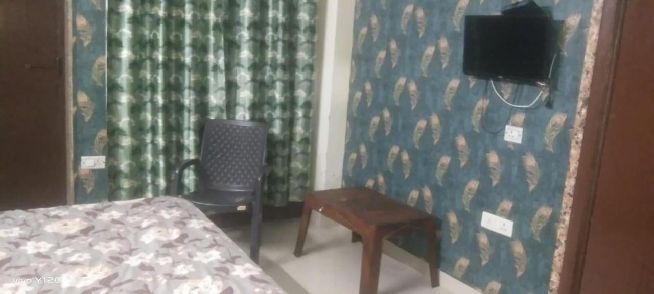 Guest house Yamuna Palace Vrindavan